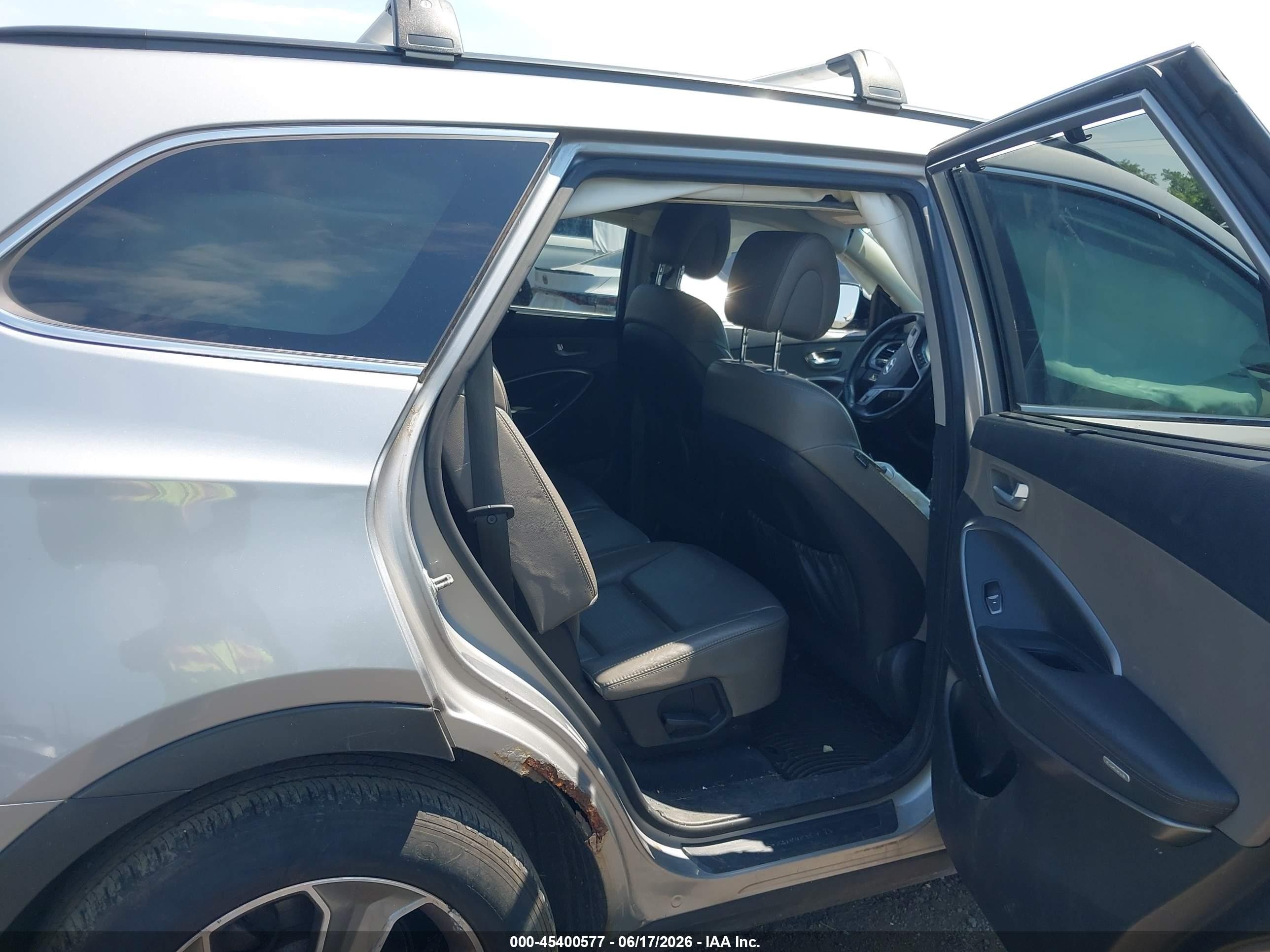 2014 Hyundai Santa Fe Gls Silver vin: KM8SNDHF0EU070894