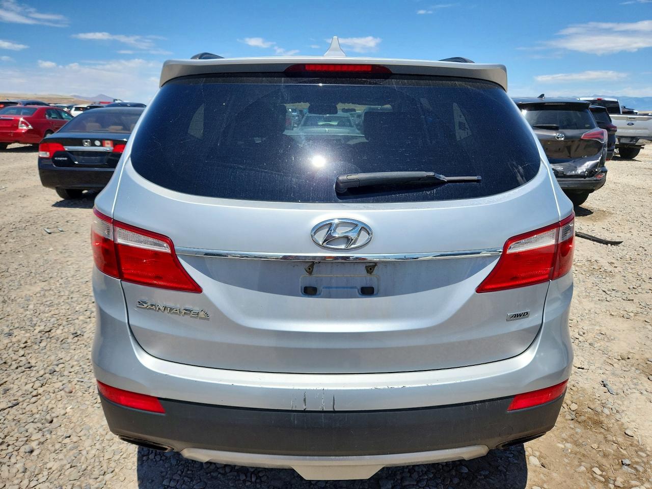 2014 Hyundai Santa Fe Gls Silver vin: KM8SNDHF1EU071889
