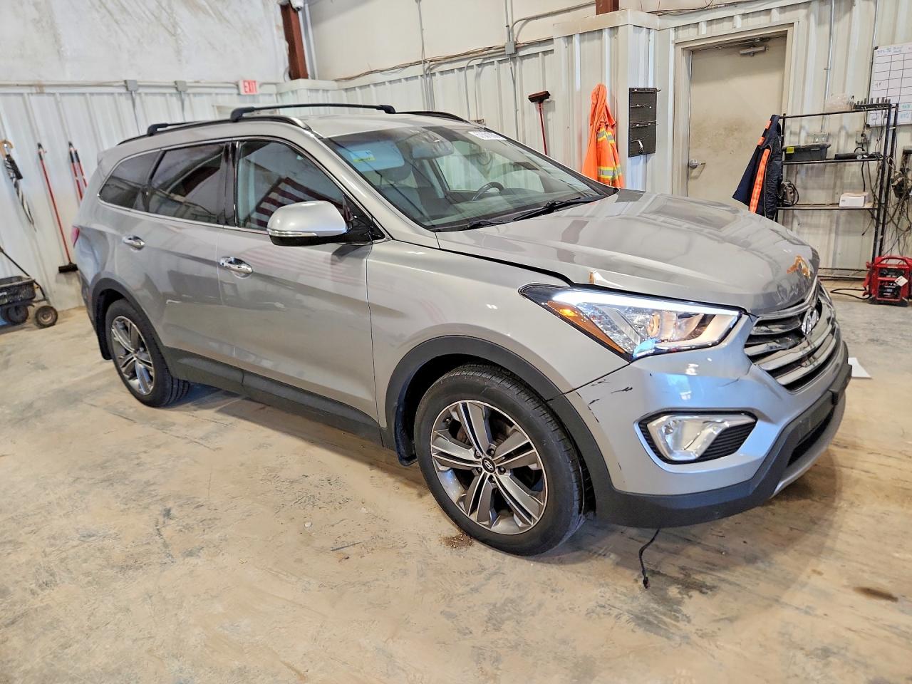 2014 Hyundai Santa Fe Gls Silver vin: KM8SNDHF2EU075479