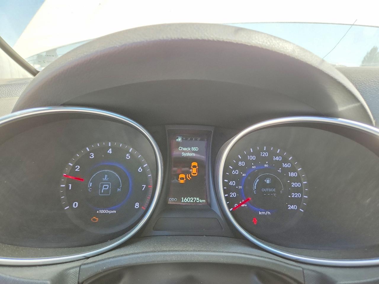 2015 Hyundai Santa Fe Gls White vin: KM8SNDHF2FU126481