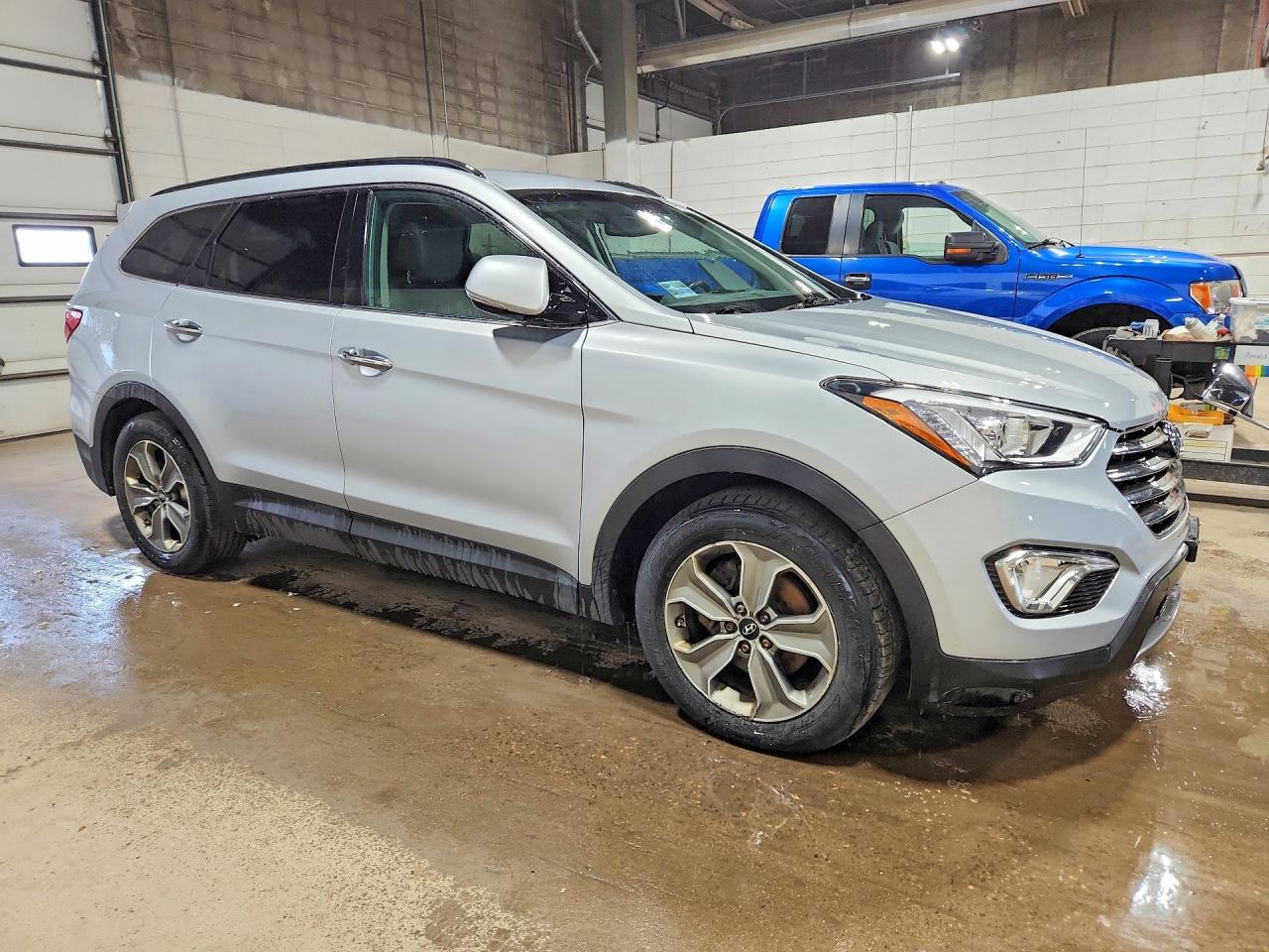 2014 Hyundai Santa Fe Gls Silver vin: KM8SNDHF3EU066256