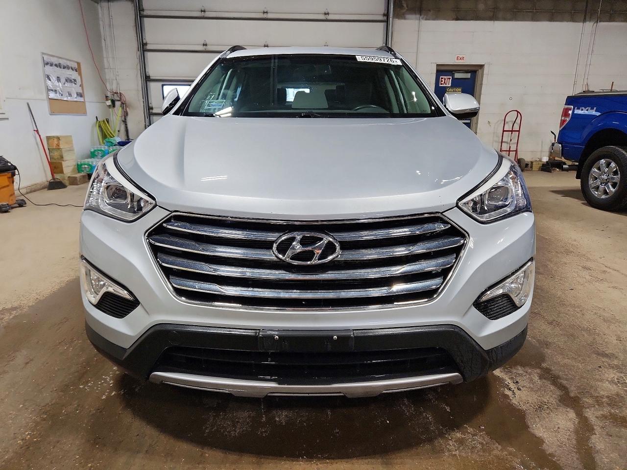 2014 Hyundai Santa Fe Gls Silver vin: KM8SNDHF3EU066256