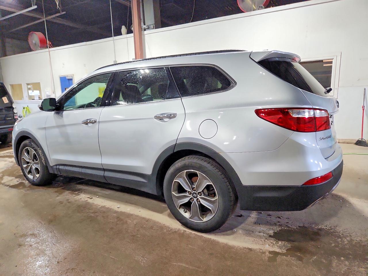 2014 Hyundai Santa Fe Gls Silver vin: KM8SNDHF3EU066256