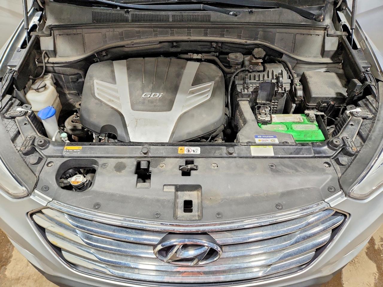 2014 Hyundai Santa Fe Gls Silver vin: KM8SNDHF3EU066256