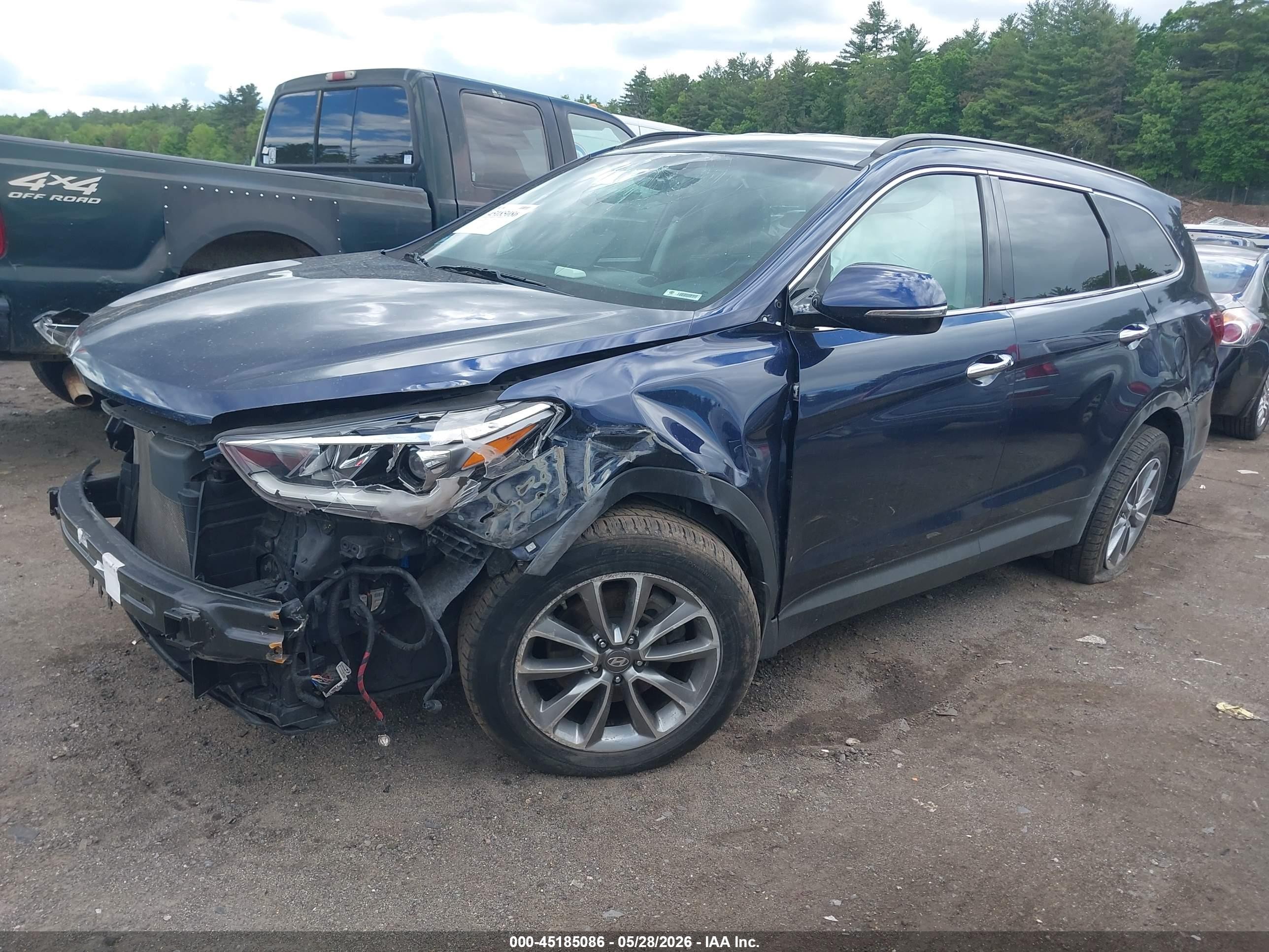 2017 Hyundai Santa Fe Se Blue vin: KM8SNDHF3HU236815