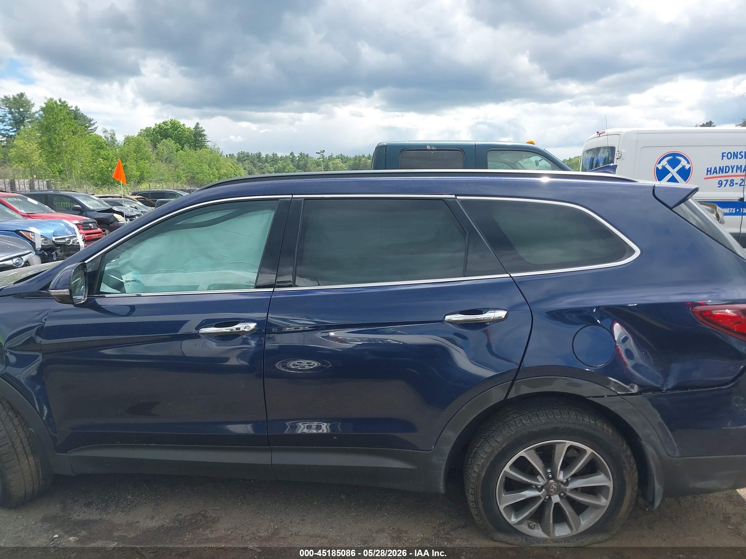 2017 Hyundai Santa Fe Se Blue vin: KM8SNDHF3HU236815