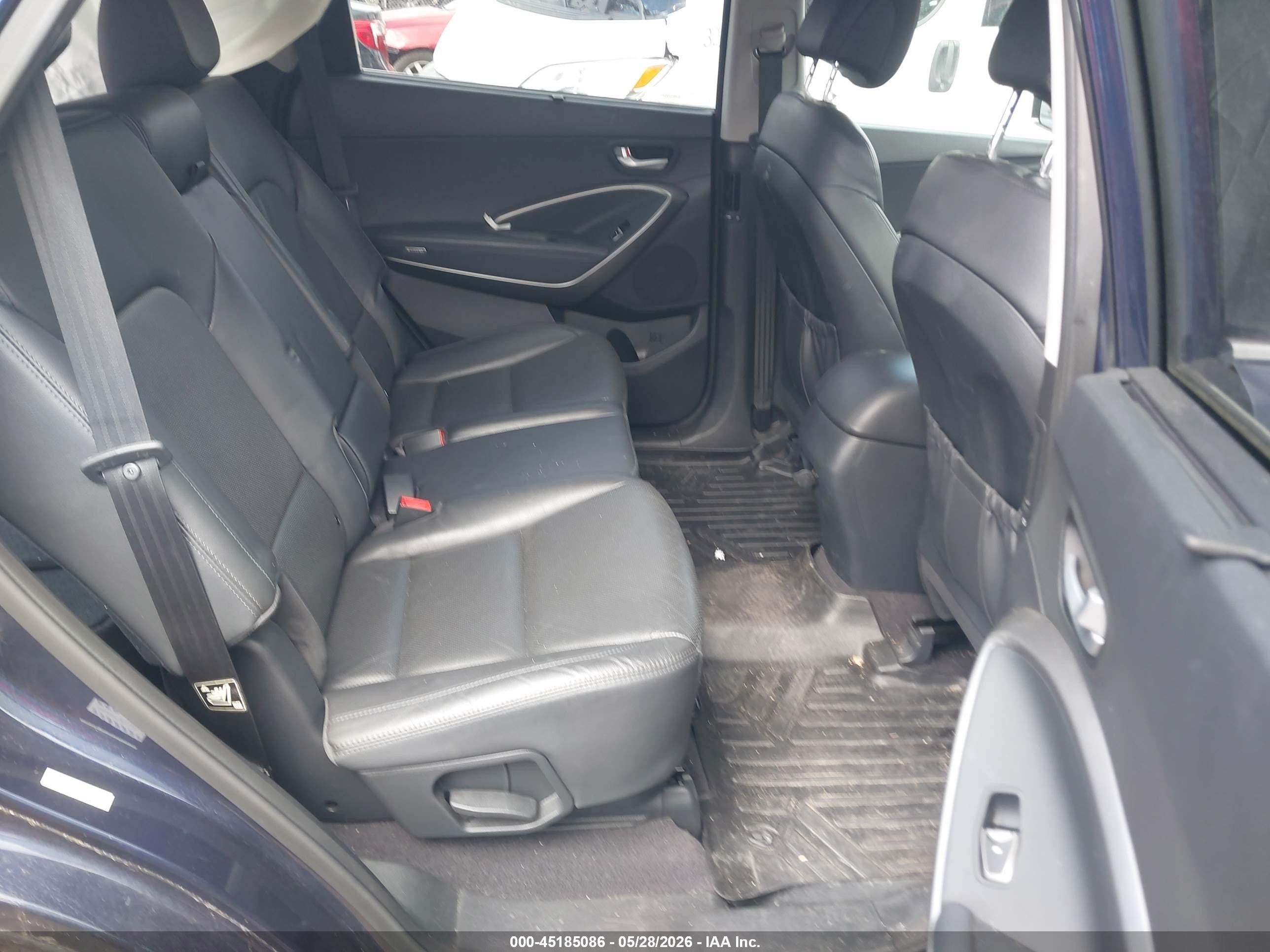 2017 Hyundai Santa Fe Se Blue vin: KM8SNDHF3HU236815
