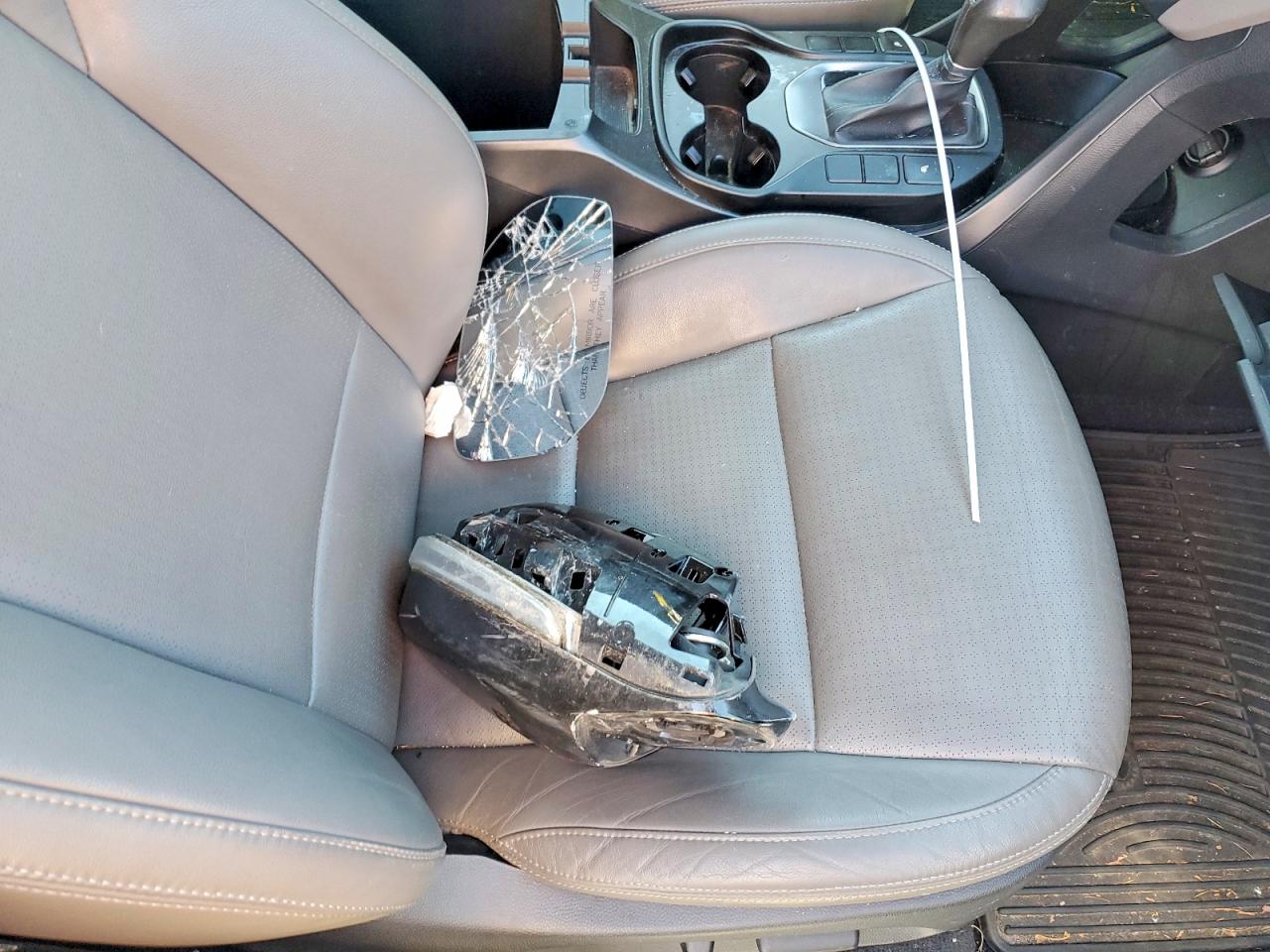 2014 Hyundai Santa Fe Limited White vin: KM8SNDHF4EU059932