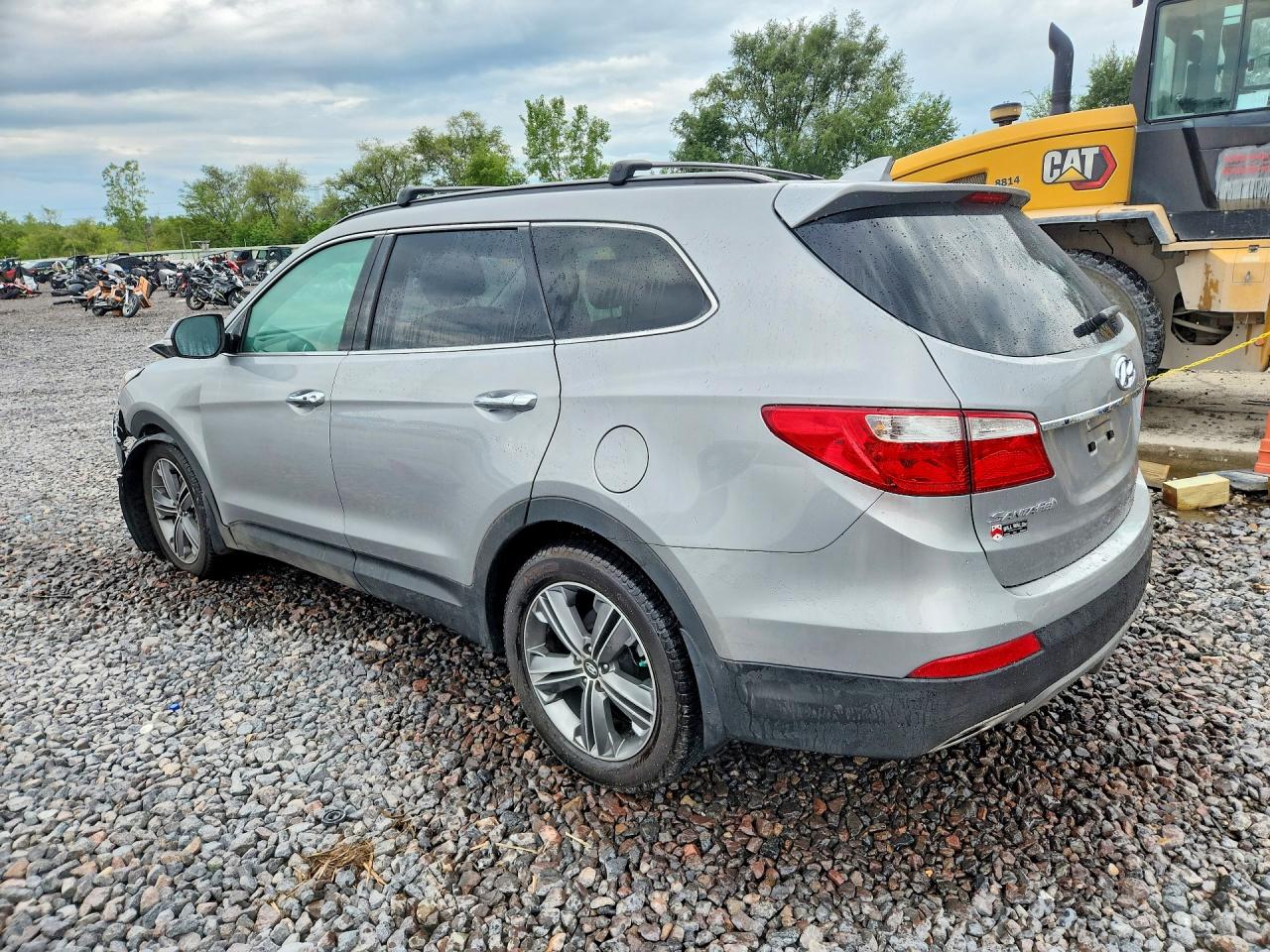 2015 Hyundai Santa Fe Gls Silver vin: KM8SNDHF4FU126546