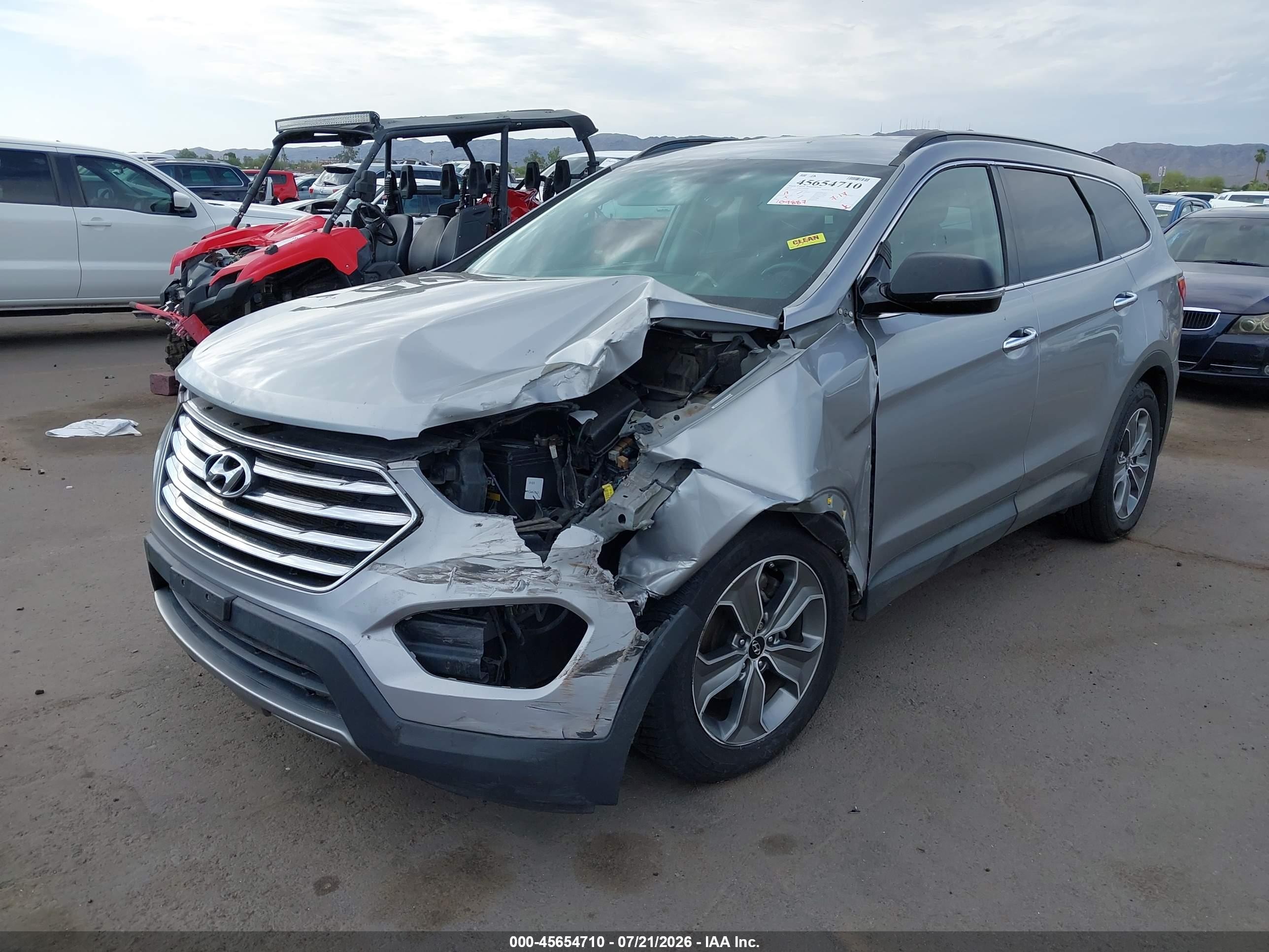 2014 Hyundai Santa Fe Limited Silver vin: KM8SNDHF5EU057610