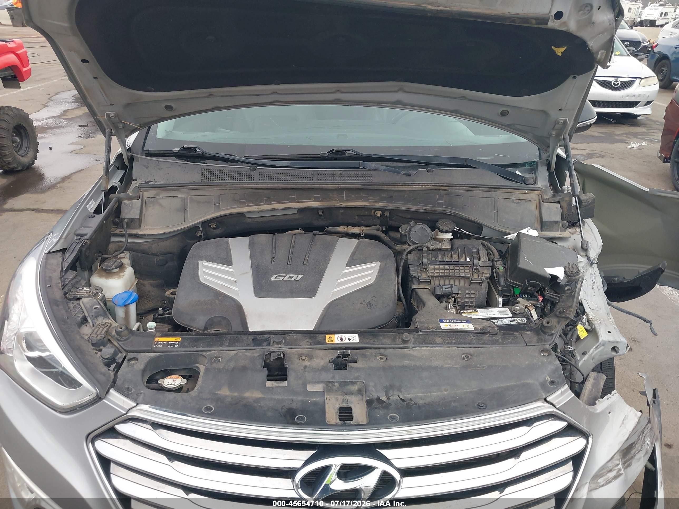 2014 Hyundai Santa Fe Limited Silver vin: KM8SNDHF5EU057610