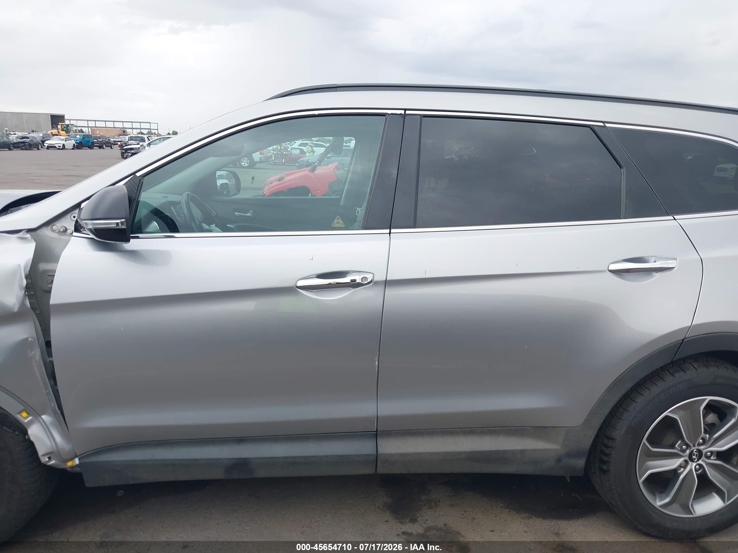 2014 Hyundai Santa Fe Limited Silver vin: KM8SNDHF5EU057610