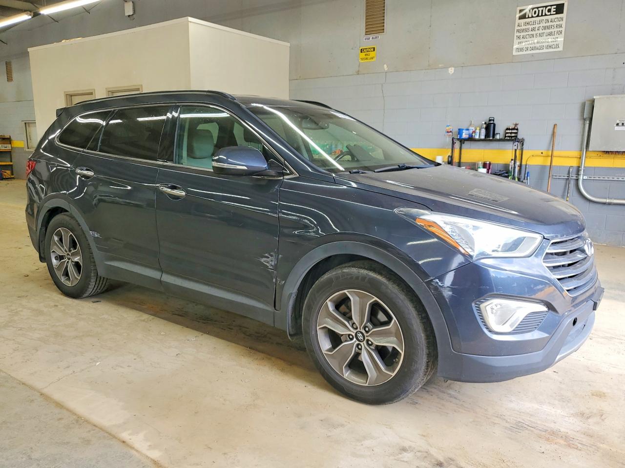 2014 Hyundai Santa Fe Charcoal vin: KM8SNDHF7EU038573