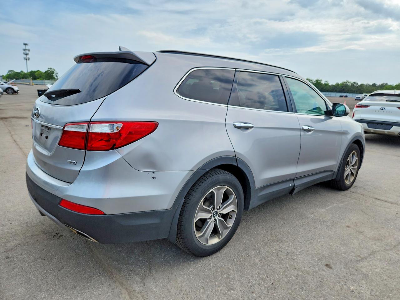 2014 Hyundai Santa Fe Gls Silver vin: KM8SNDHF8EU062879