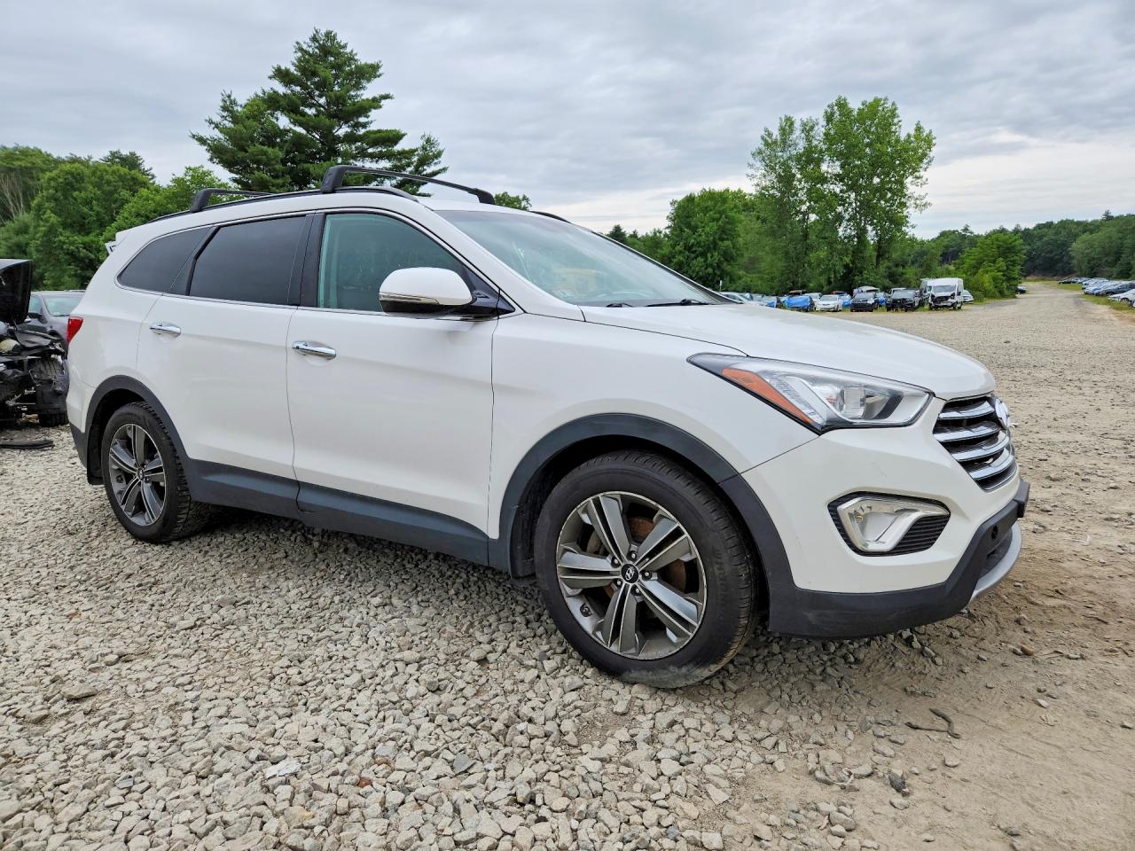 2015 Hyundai Santa Fe Gls White vin: KM8SNDHF8FU112598