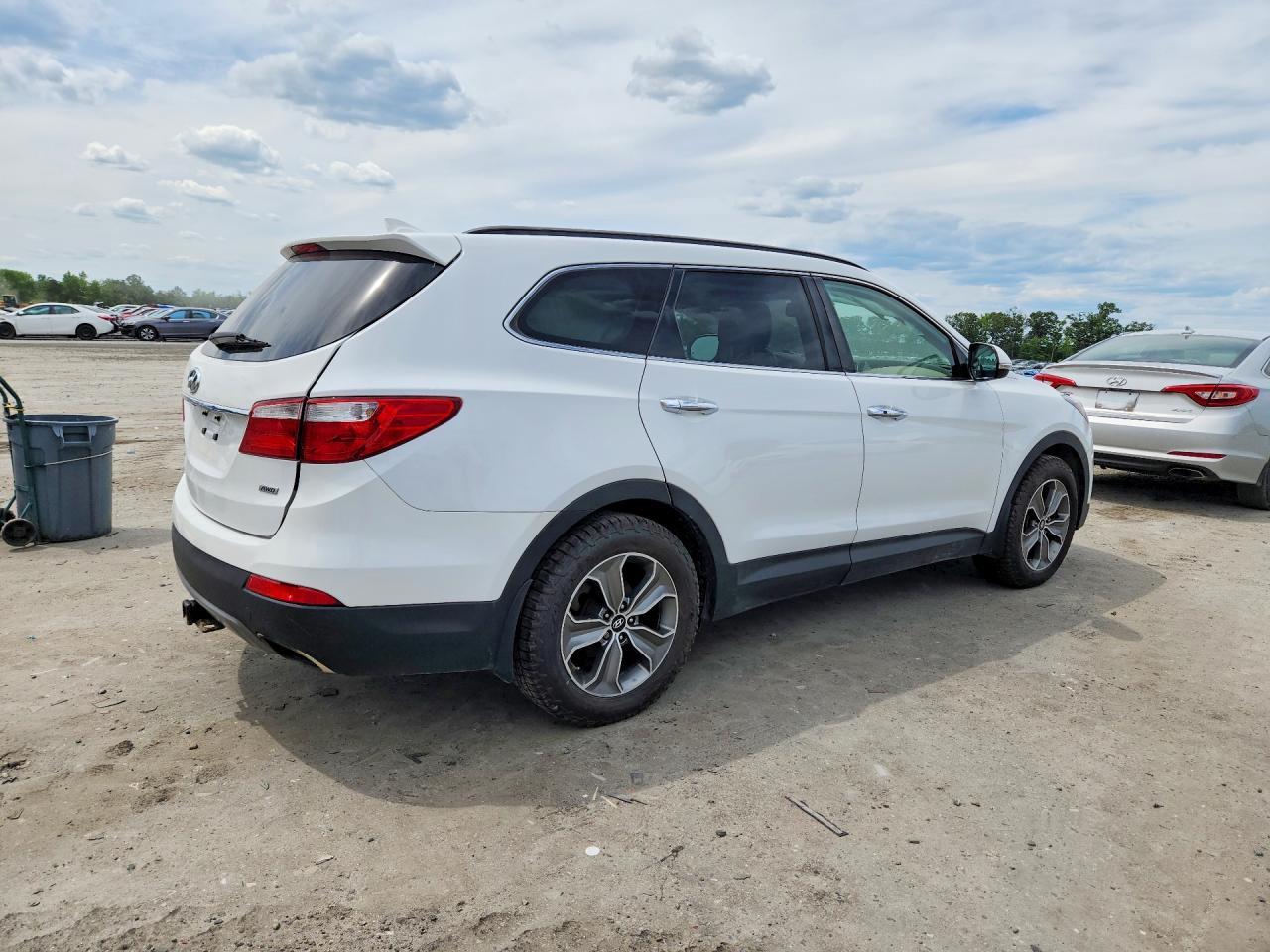 2014 Hyundai Santa Fe Gls Белый vin: KM8SNDHF9EU037070