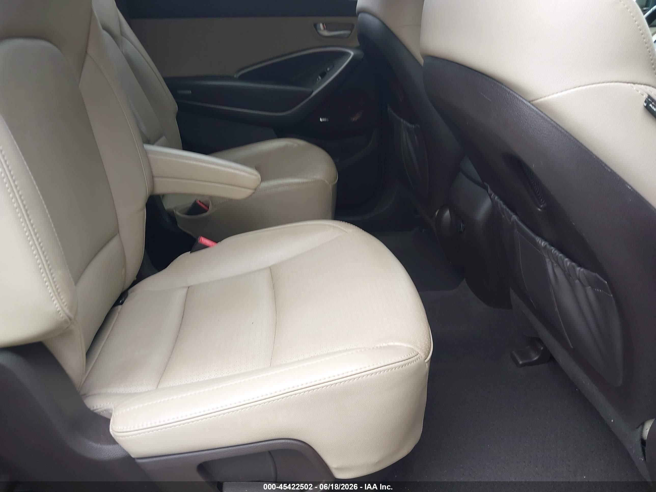 2014 Hyundai Santa Fe Limited Red vin: KM8SR4HF0EU072410
