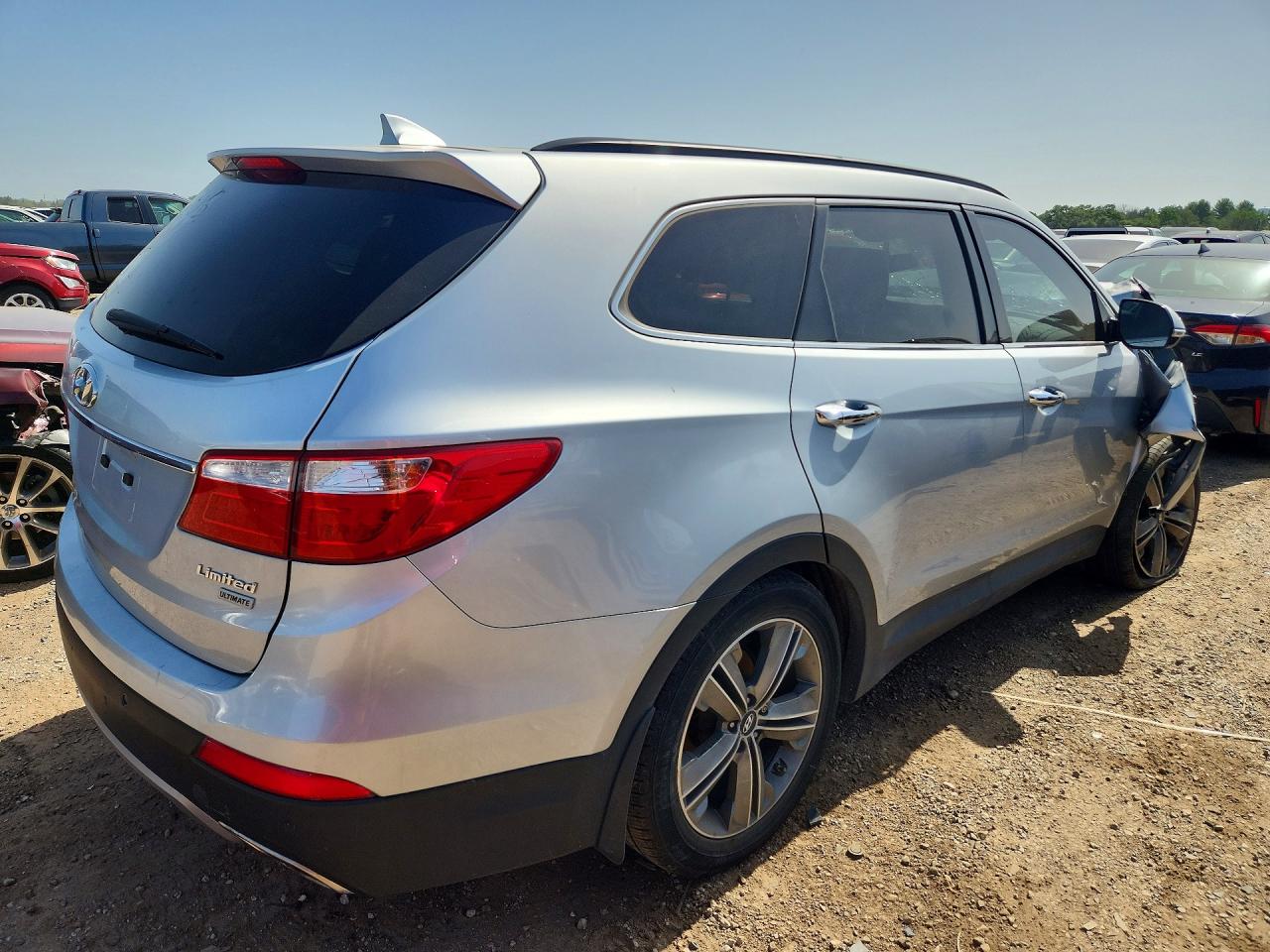 2015 Hyundai Santa Fe Limited Silver vin: KM8SR4HF0FU107545