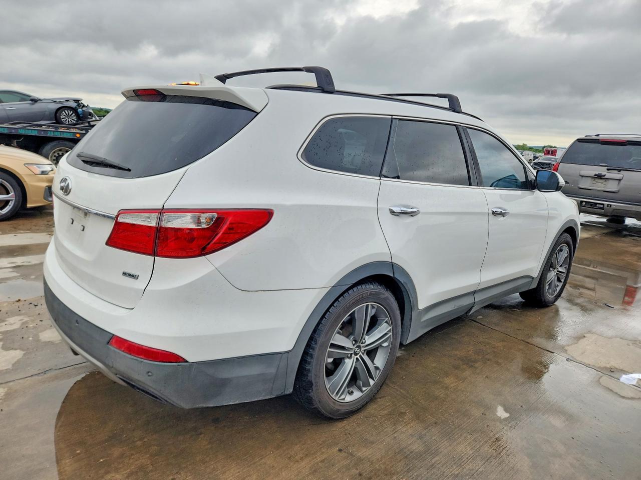 2016 Hyundai Santa Fe Se White vin: KM8SR4HF1GU136618