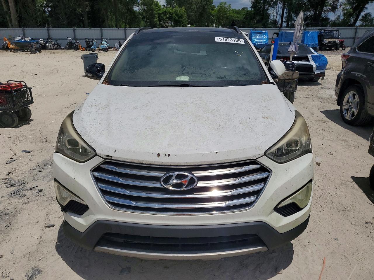 2013 Hyundai Santa Fe Limited White vin: KM8SR4HF2DU017519