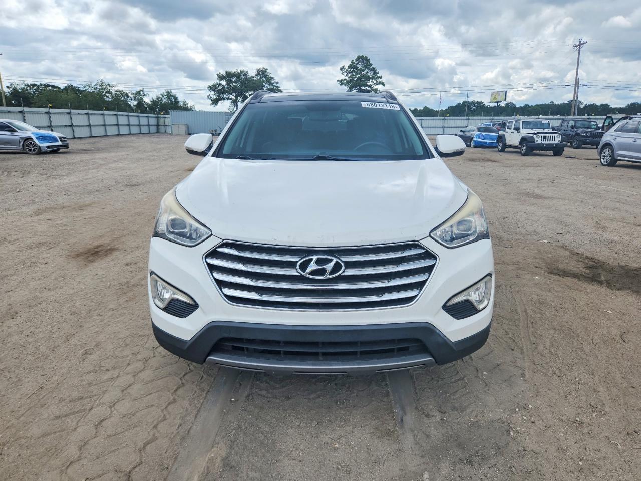 2014 Hyundai Santa Fe Limited White vin: KM8SR4HF2EU053065