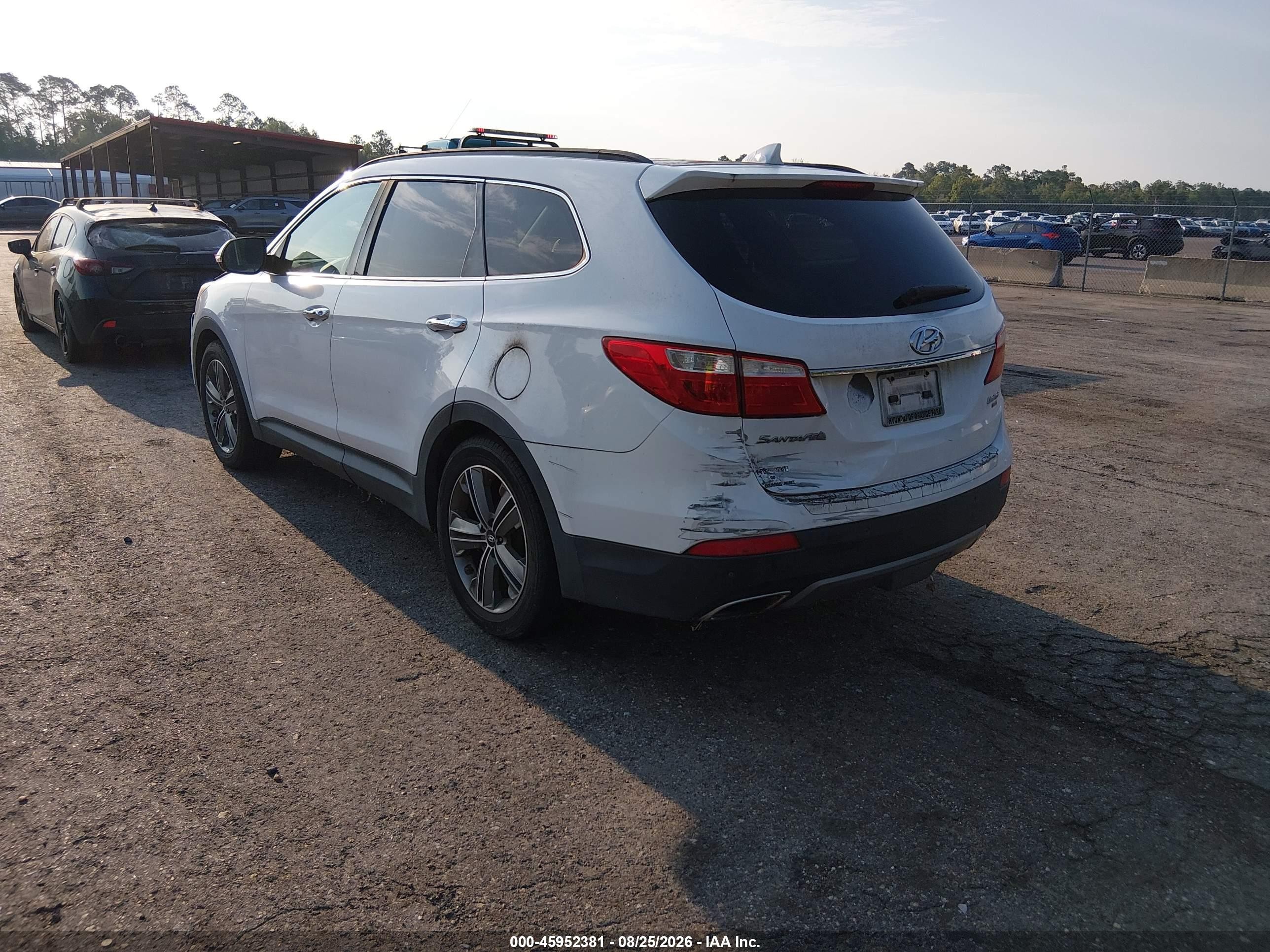 2014 Hyundai Santa Fe Limited White vin: KM8SR4HF2EU076149