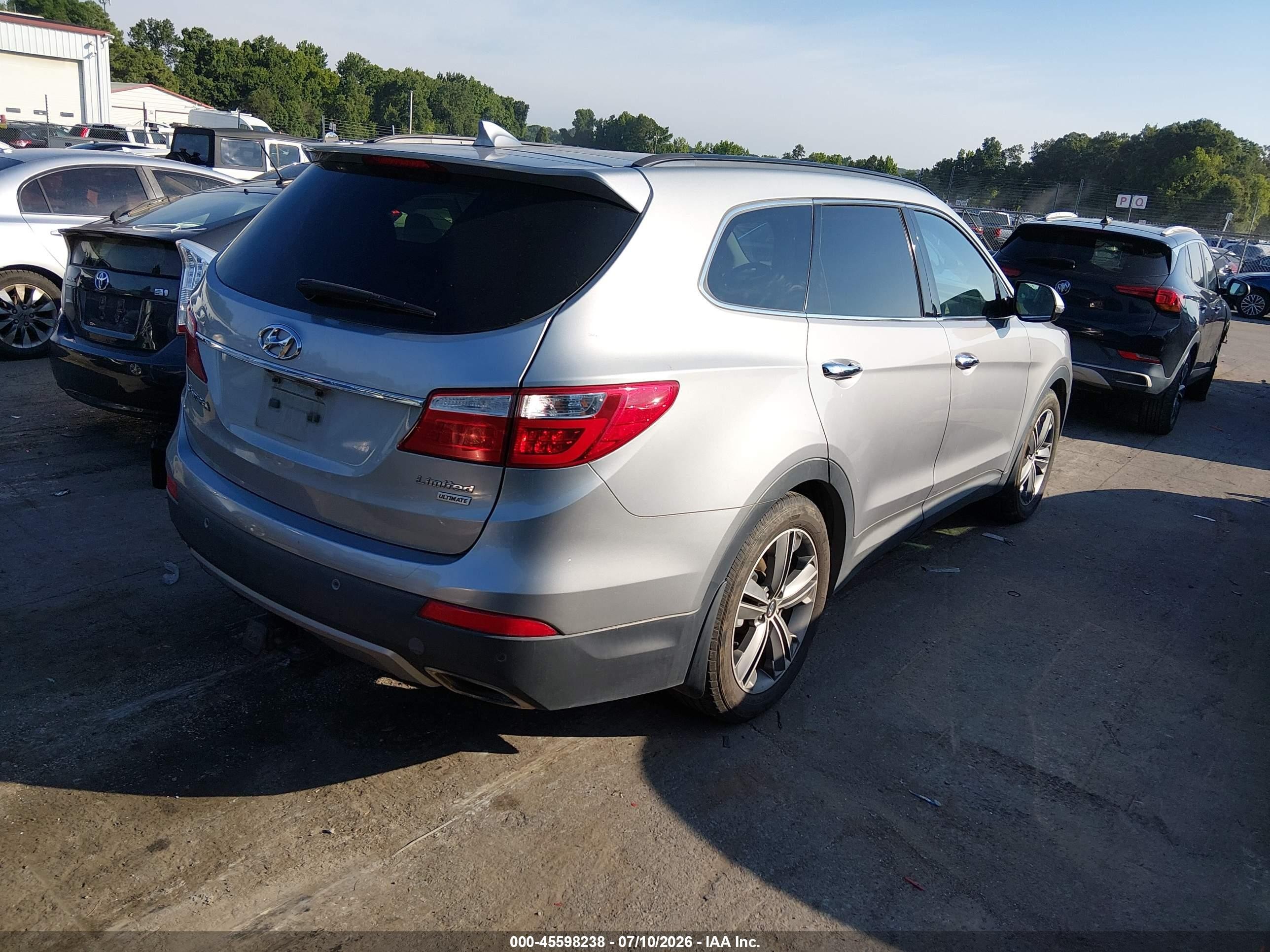 2015 Hyundai Santa Fe Limited Серебряный vin: KM8SR4HF2FU114948