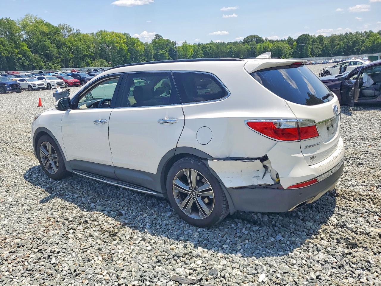 2015 Hyundai Santa Fe Gls White vin: KM8SR4HF2FU117817