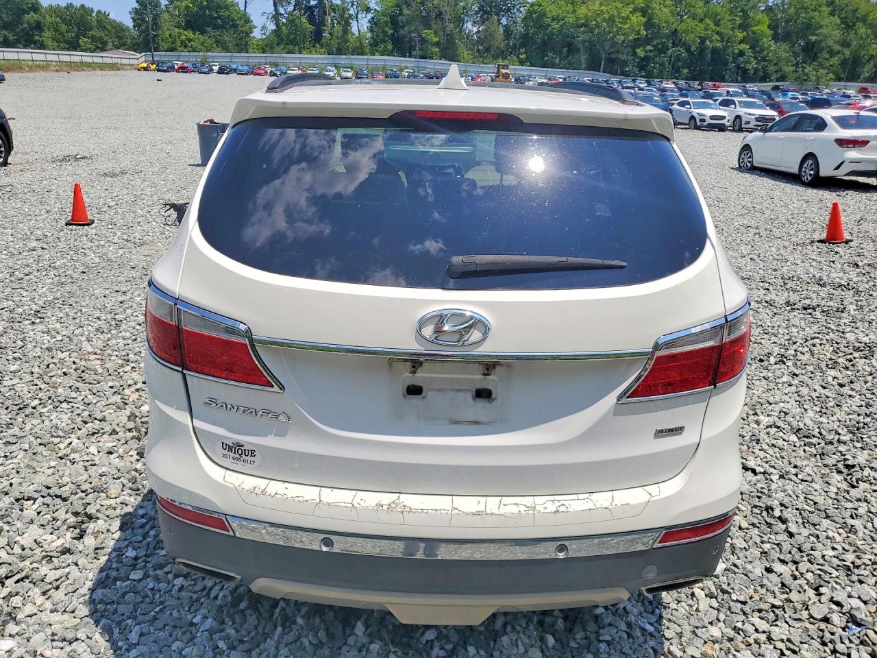 2015 Hyundai Santa Fe Gls White vin: KM8SR4HF2FU117817