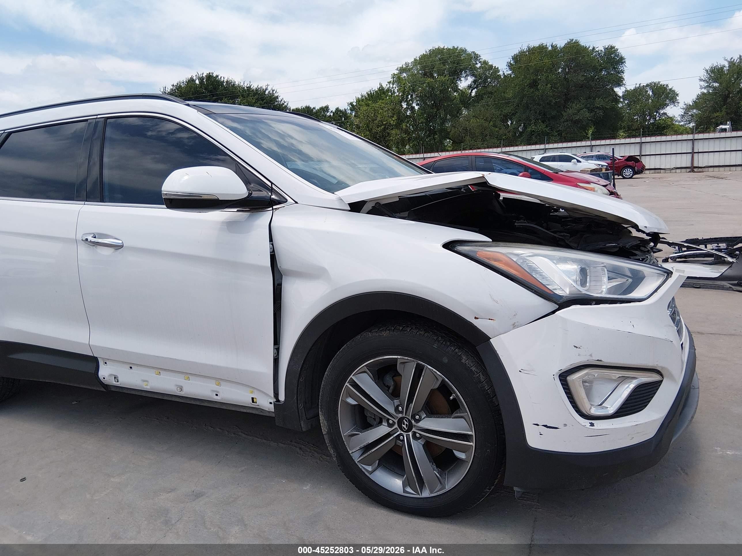 2014 Hyundai Santa Fe Gls White vin: KM8SR4HF3EU037294
