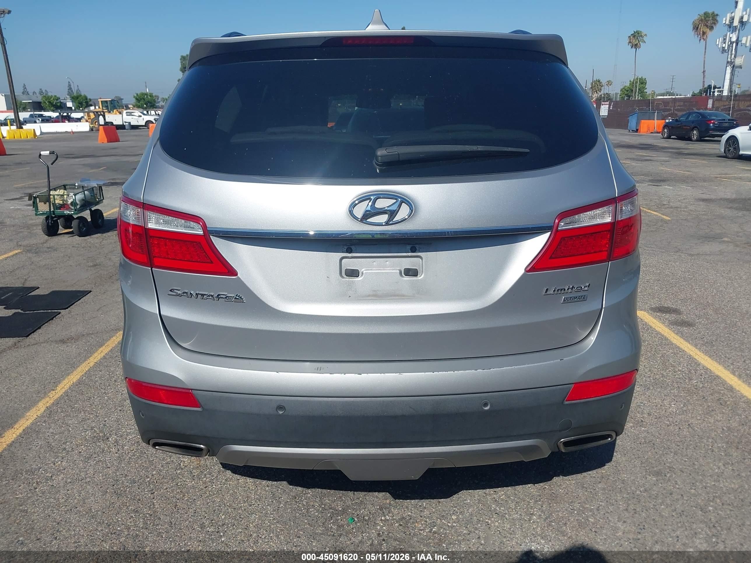 2015 Hyundai Santa Fe Limited Silver vin: KM8SR4HF3FU098890