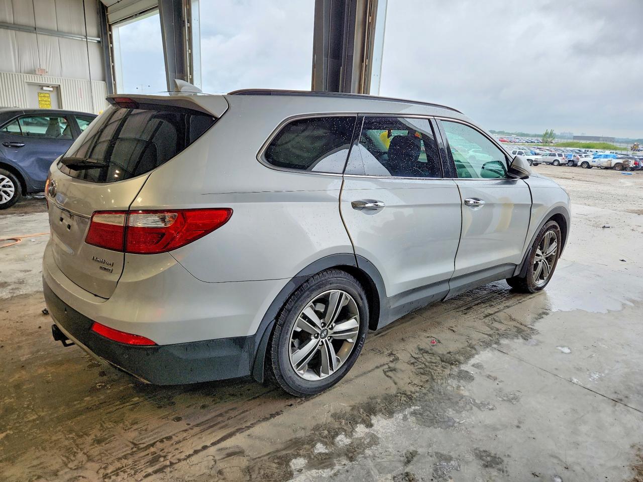 2015 Hyundai Santa Fe Limited Silver vin: KM8SR4HF3FU113159