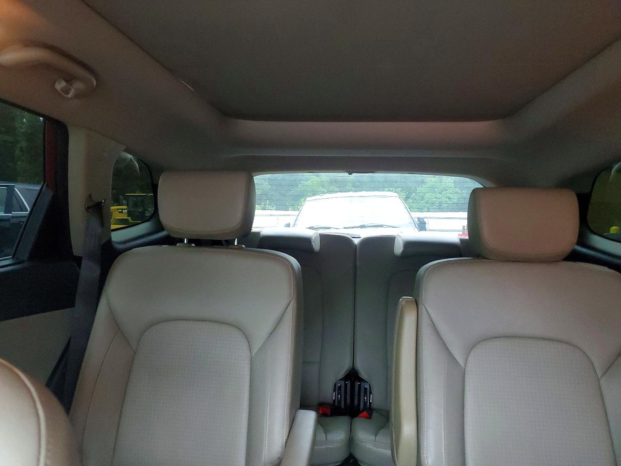 2013 Hyundai Santa Fe Limited Red vin: KM8SR4HF4DU019353
