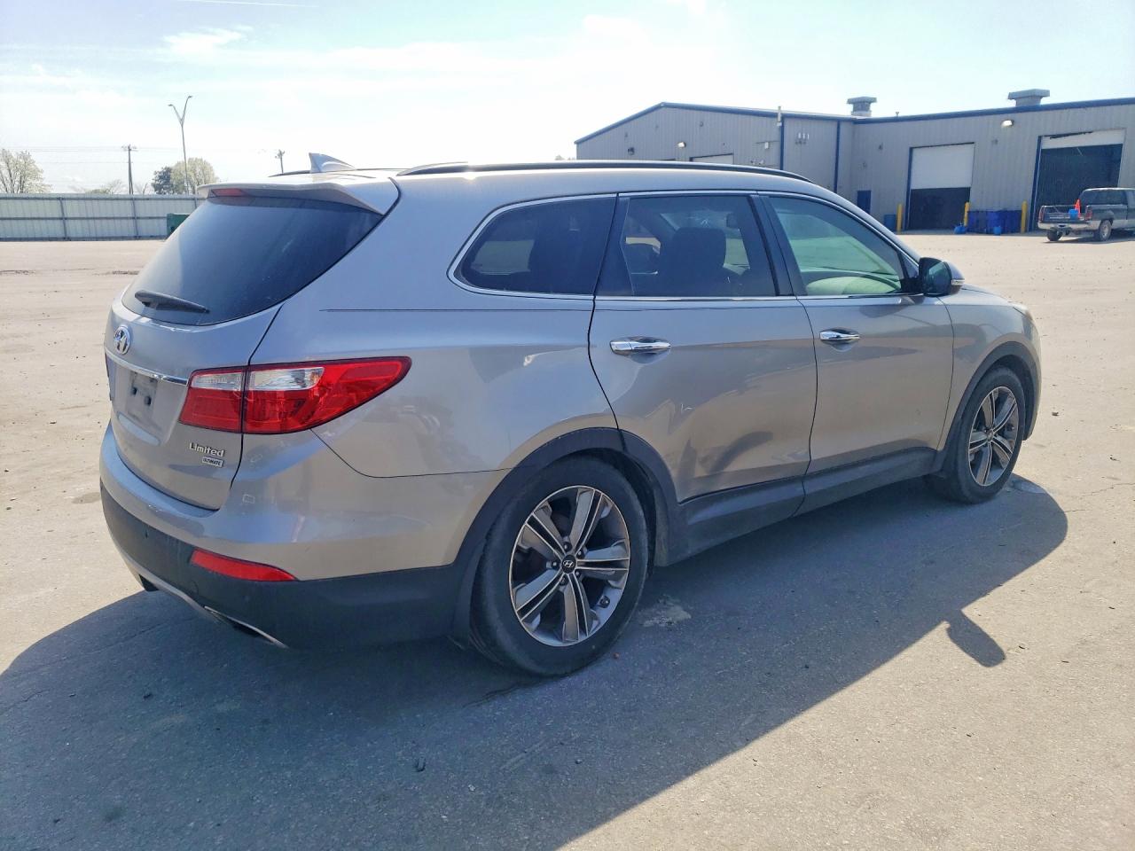 2015 Hyundai Santa Fe Limited Серебряный vin: KM8SR4HF6FU104729