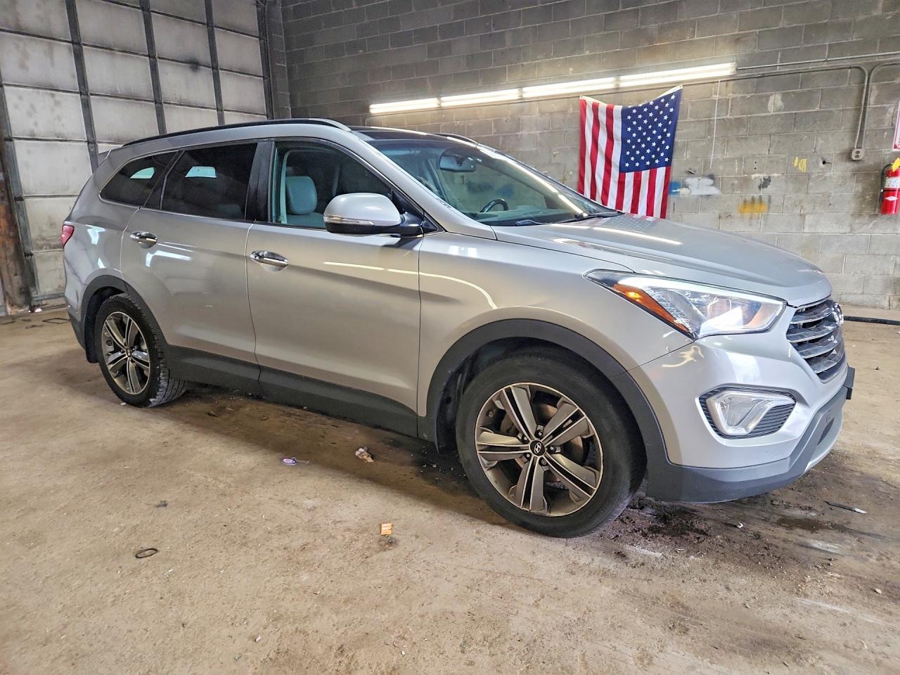2015 Hyundai Santa Fe Gls Серебряный vin: KM8SR4HF6FU125015