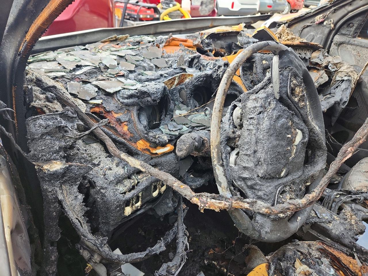 2014 Hyundai Santa Fe Gls Silver vin: KM8SR4HF7EU066085