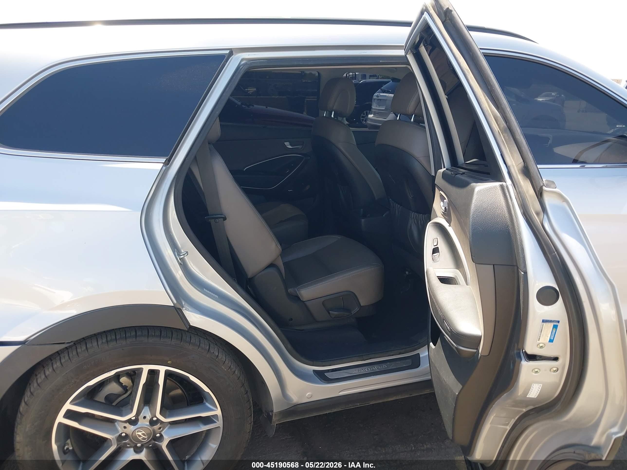 2017 Hyundai Santa Fe Limited Ultimate Silver vin: KM8SR4HF7HU211601