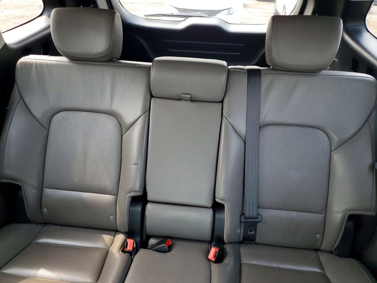 2015 Hyundai Santa Fe Gls Silver vin: KM8SR4HF8FU094995