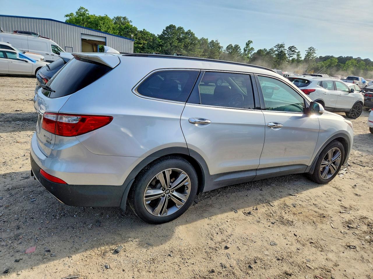 2015 Hyundai Santa Fe Limited Silver vin: KM8SR4HF8FU110340