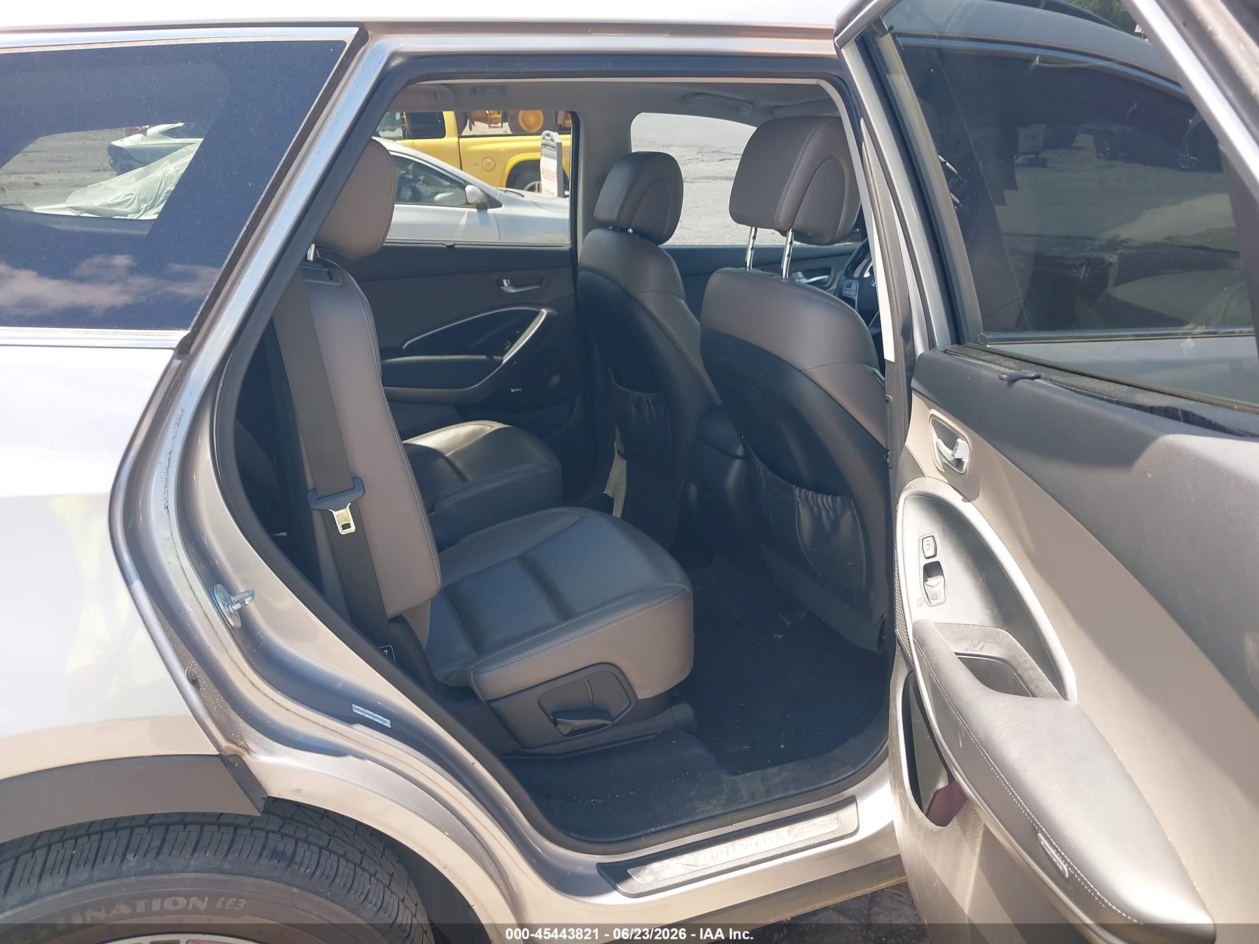 2013 Hyundai Santa Fe Limited Silver vin: KM8SR4HF9DU001625