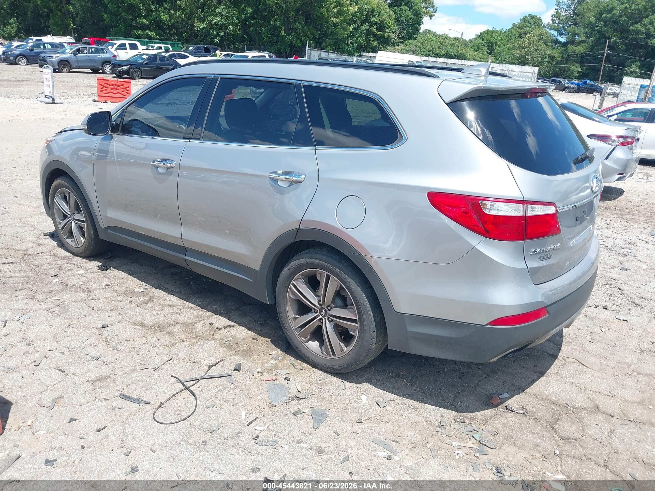 2013 Hyundai Santa Fe Limited Silver vin: KM8SR4HF9DU001625