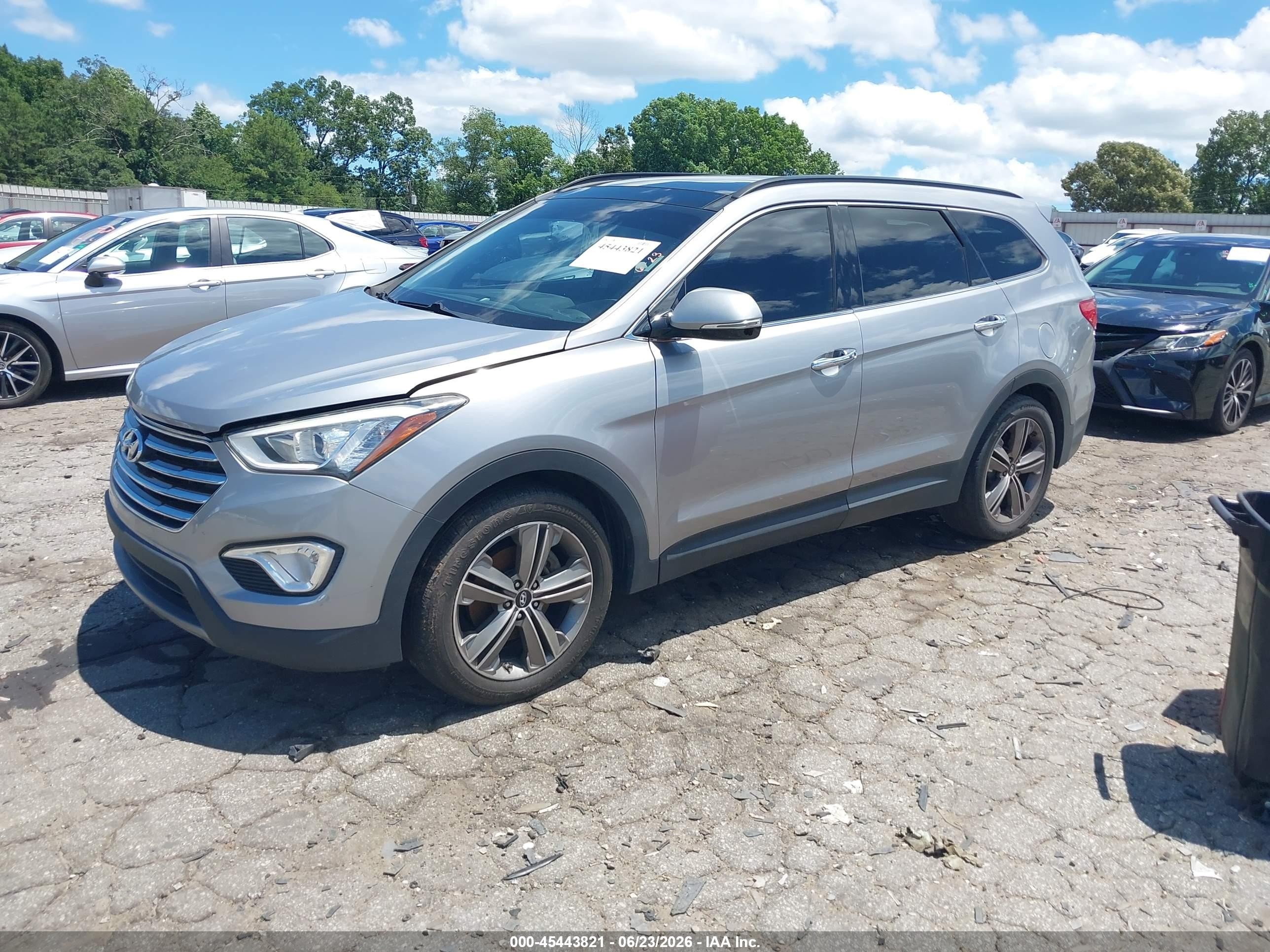 2013 Hyundai Santa Fe Limited Silver vin: KM8SR4HF9DU001625