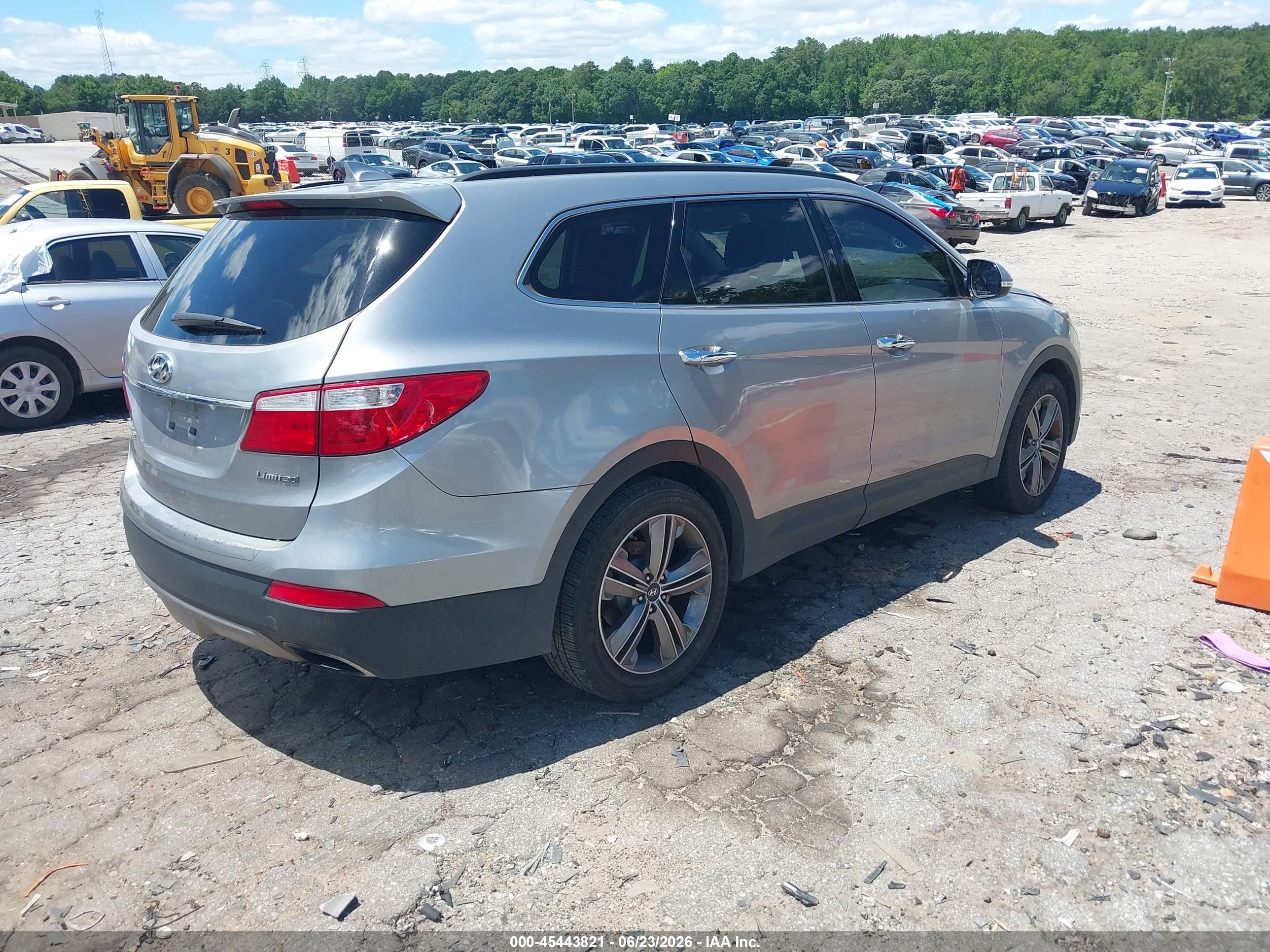 2013 Hyundai Santa Fe Limited Silver vin: KM8SR4HF9DU001625