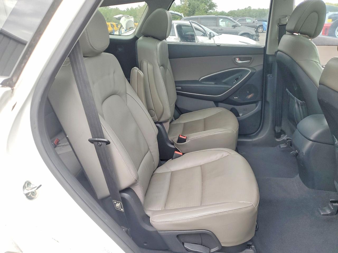 2014 Hyundai Santa Fe Limited White vin: KM8SR4HF9EU081588
