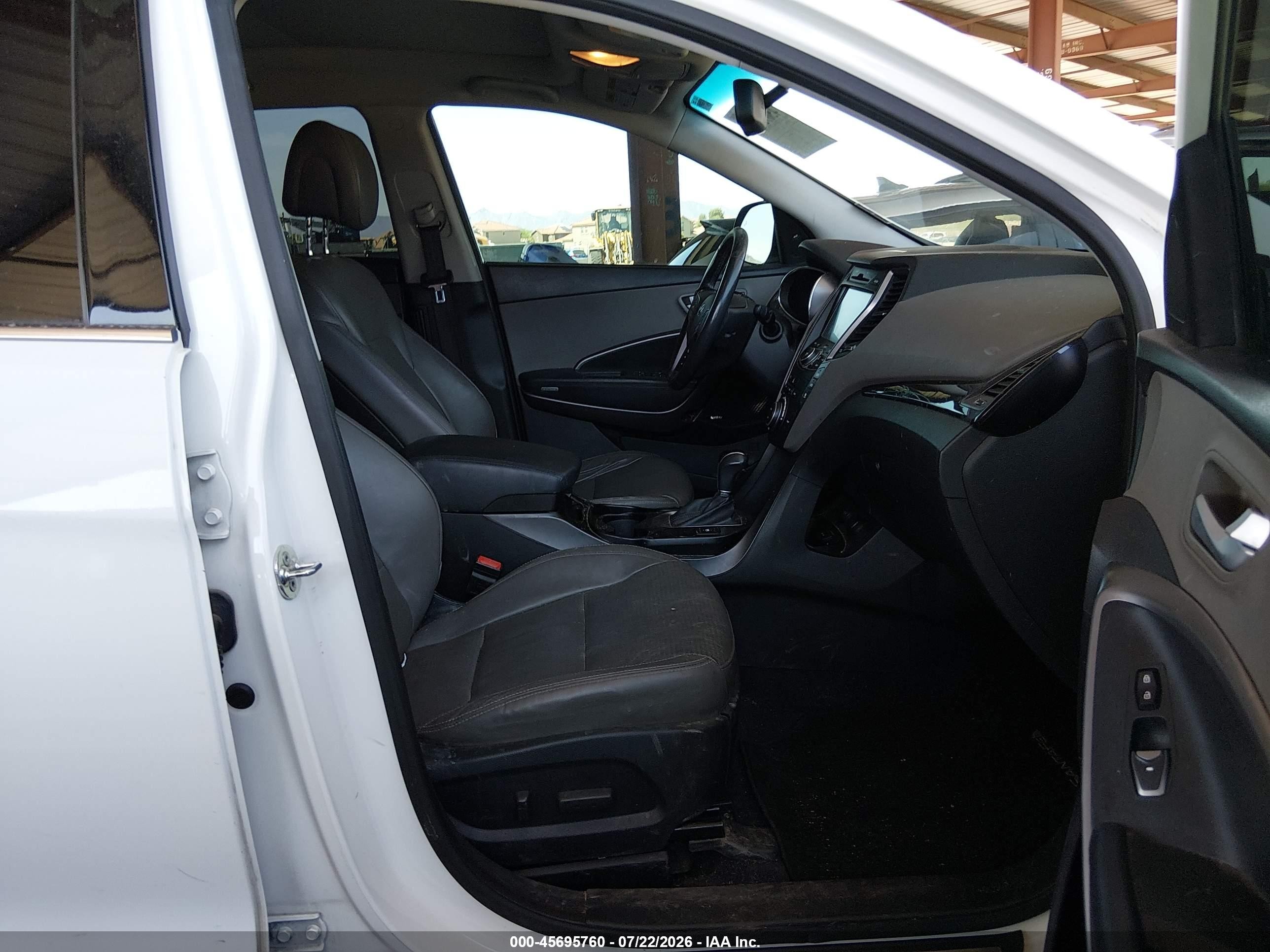 2014 Hyundai Santa Fe Limited White vin: KM8SR4HF9EU081820