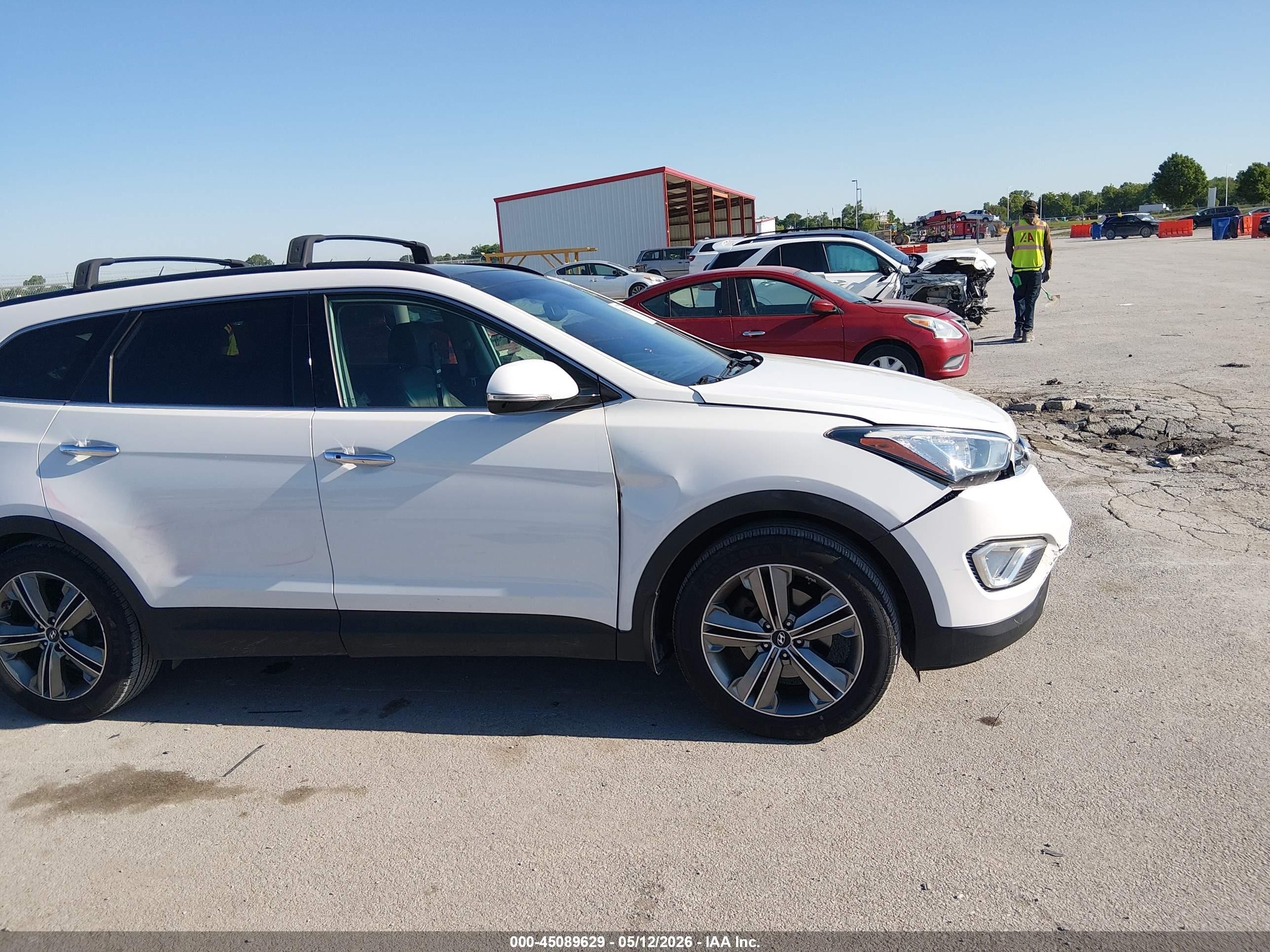 2015 Hyundai Santa Fe Limited White vin: KM8SR4HF9FU126840