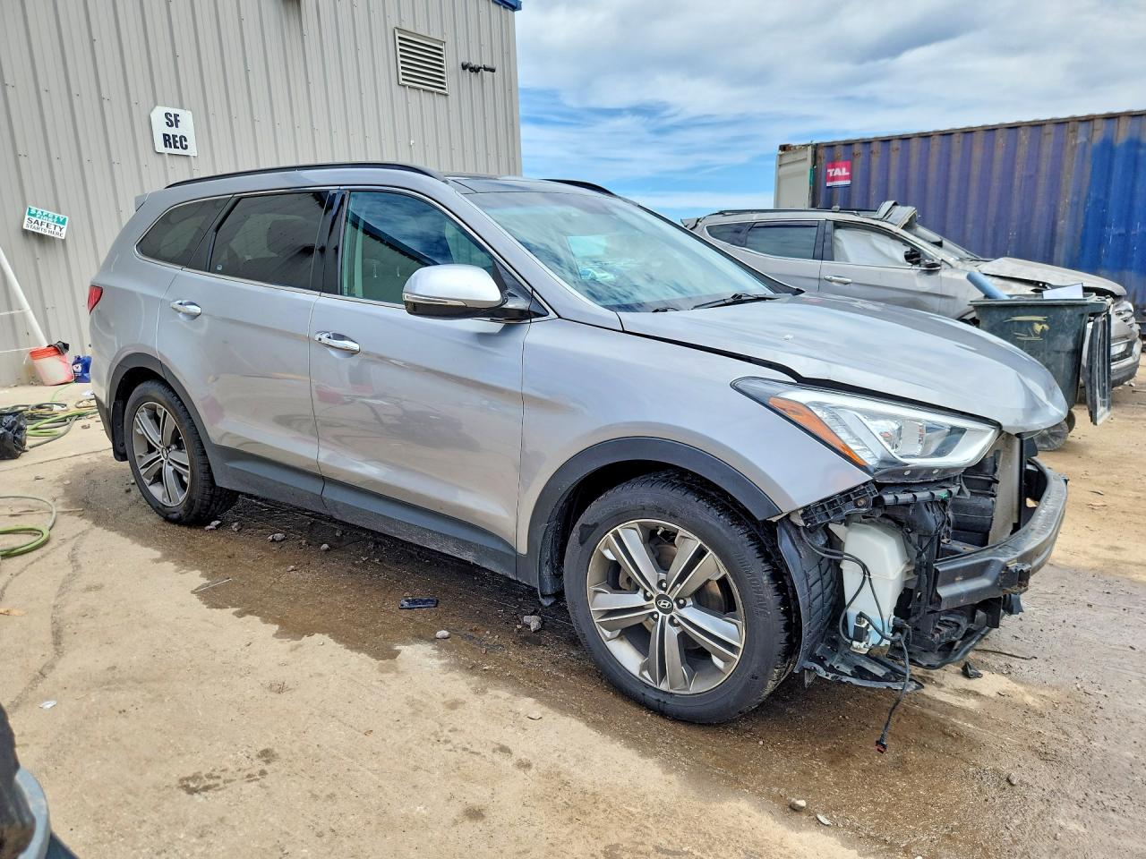 2015 Hyundai Santa Fe Limited Silver vin: KM8SR4HFXFU095274