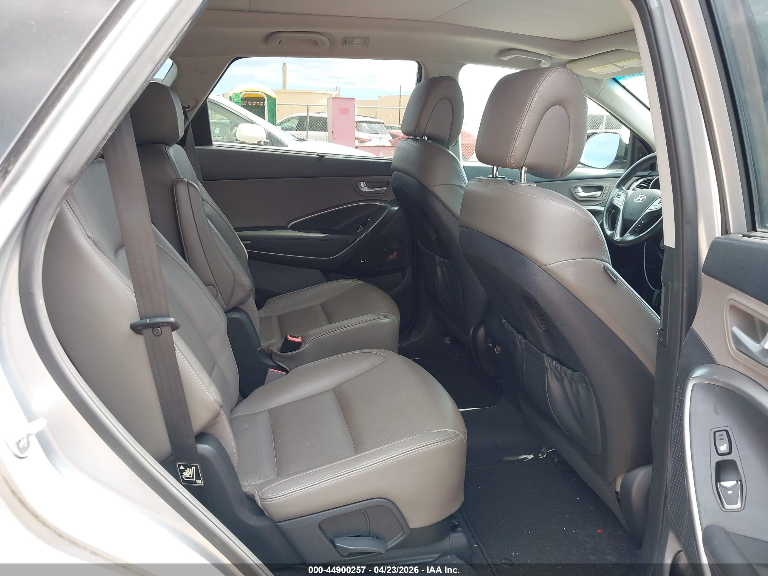 2015 Hyundai Santa Fe Limited Silver vin: KM8SR4HFXFU096733