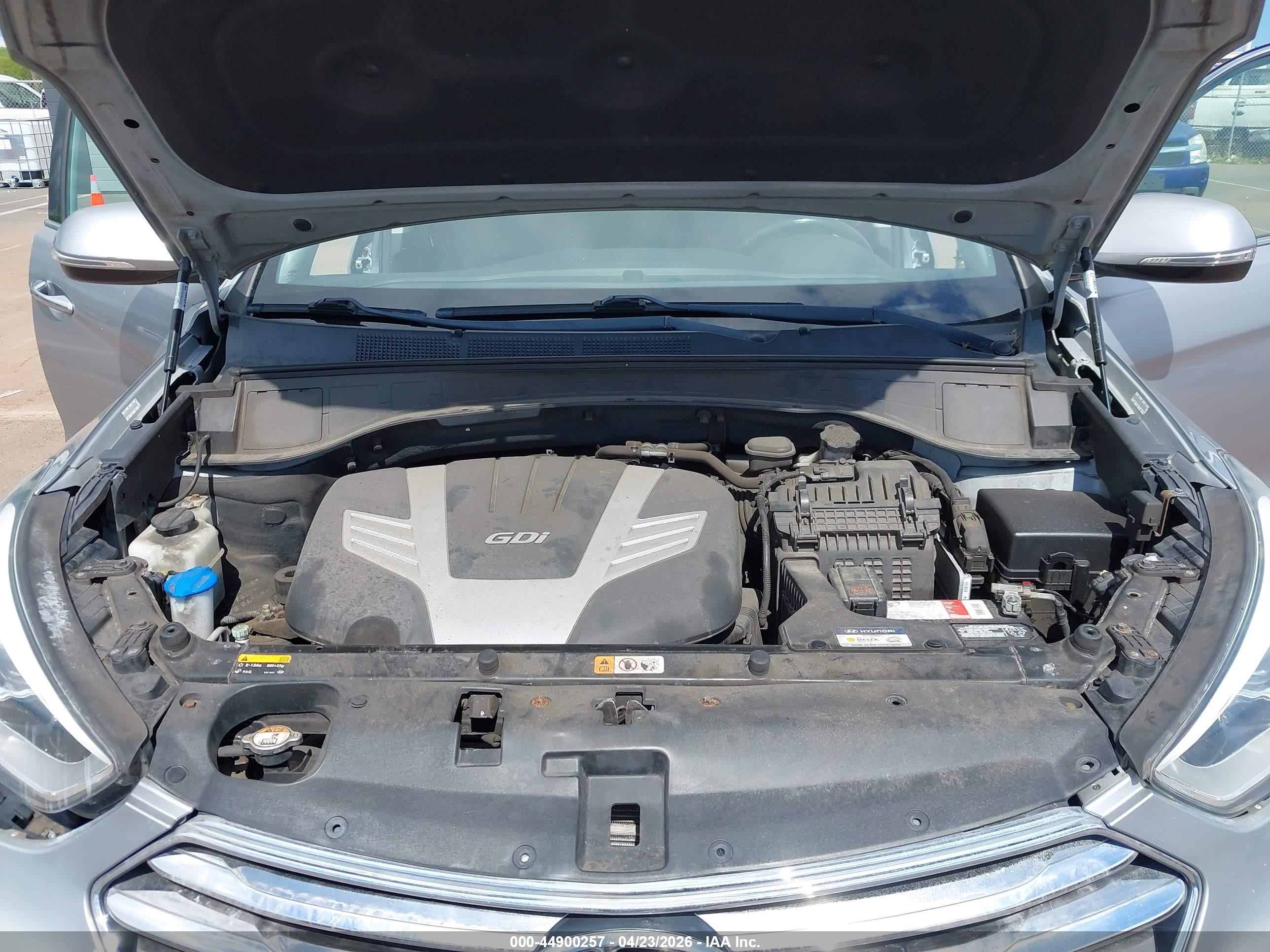 2015 Hyundai Santa Fe Limited Silver vin: KM8SR4HFXFU096733