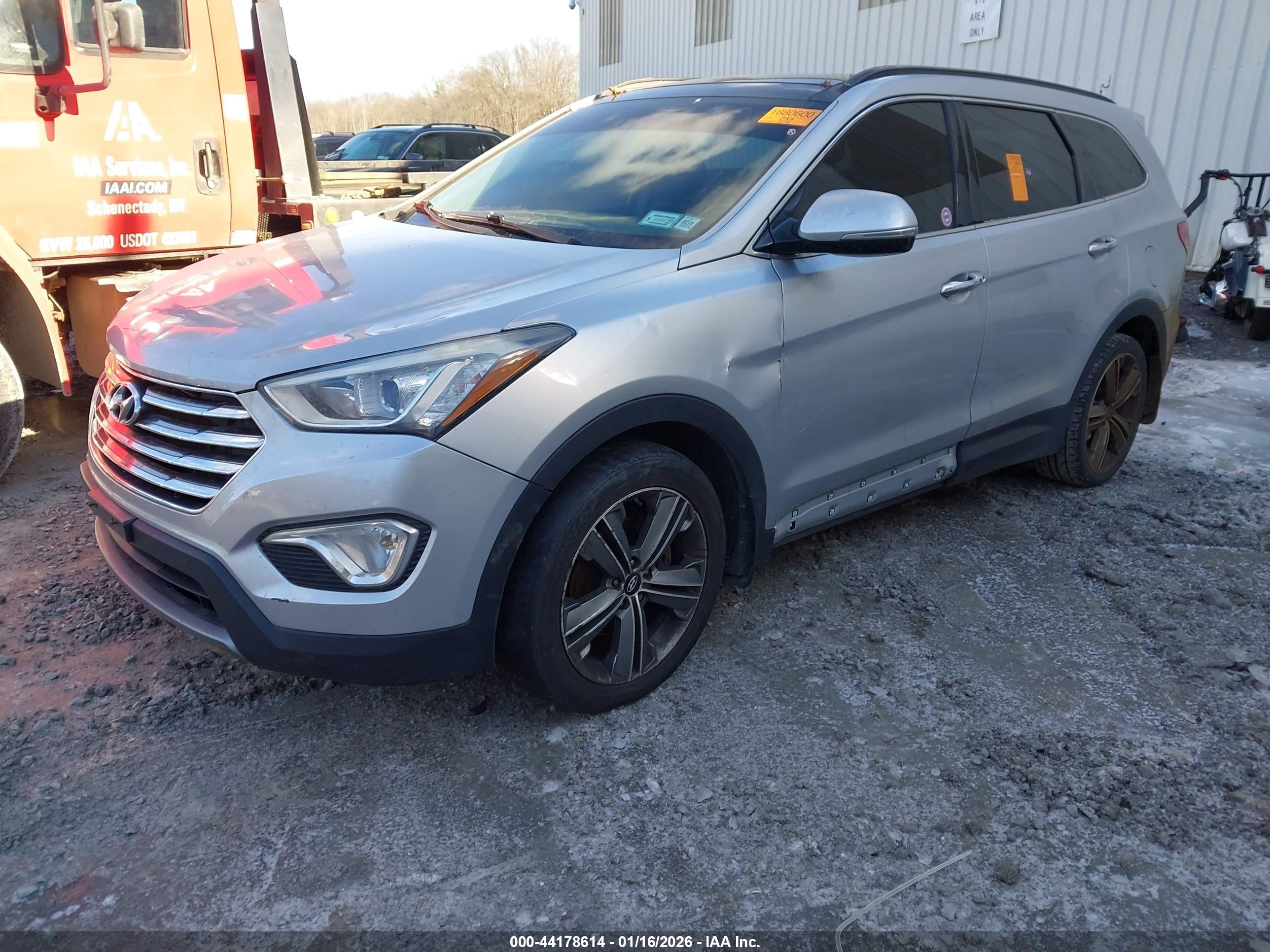 2014 Hyundai Santa Fe Gls Silver vin: KM8SRDHF0EU078837